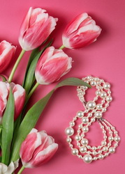 Поздравляем всех женщин с наступающим праздником!!!